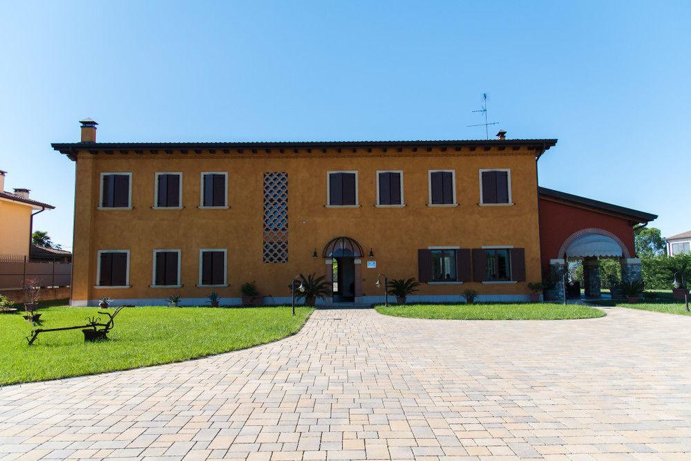 Agriturismo Bacche Di Bosco Villa Verona Bagian luar foto